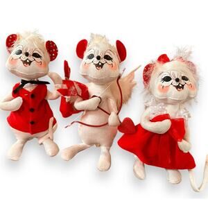 Annalee Hope Valentine Seasonal Collectible Cupid Mobilitee White Mice Mouse